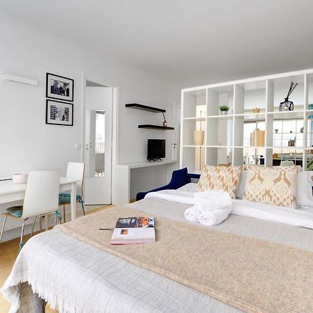 St Germain & Le Bon Marche With Balcony - Cityapartmentstay Paris Exteriör bild